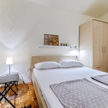 Apartman Veronika Задар Экстерьер фото
