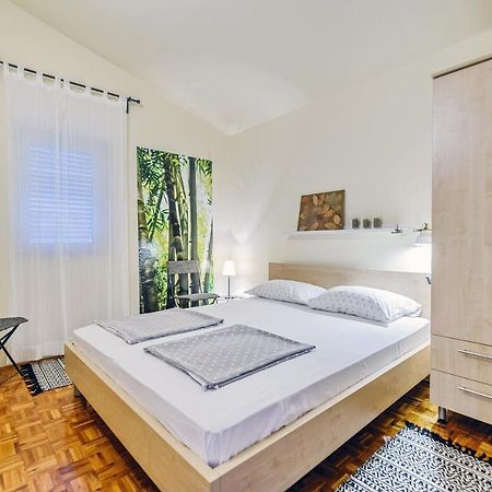 Apartman Veronika Задар Экстерьер фото